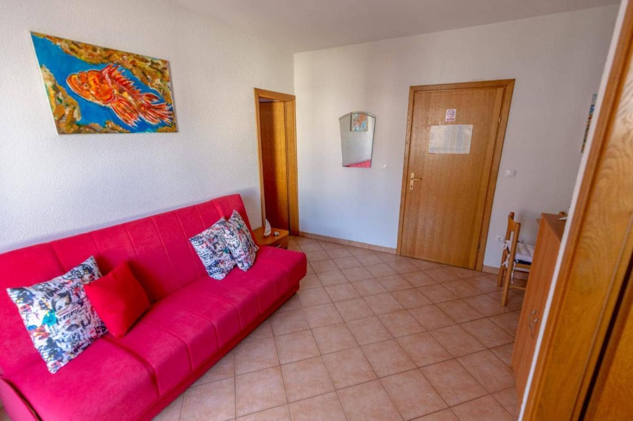 Apartments Elena Tučepi Extérieur photo