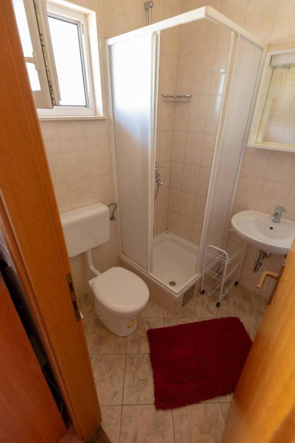 Apartments Elena Tučepi Extérieur photo