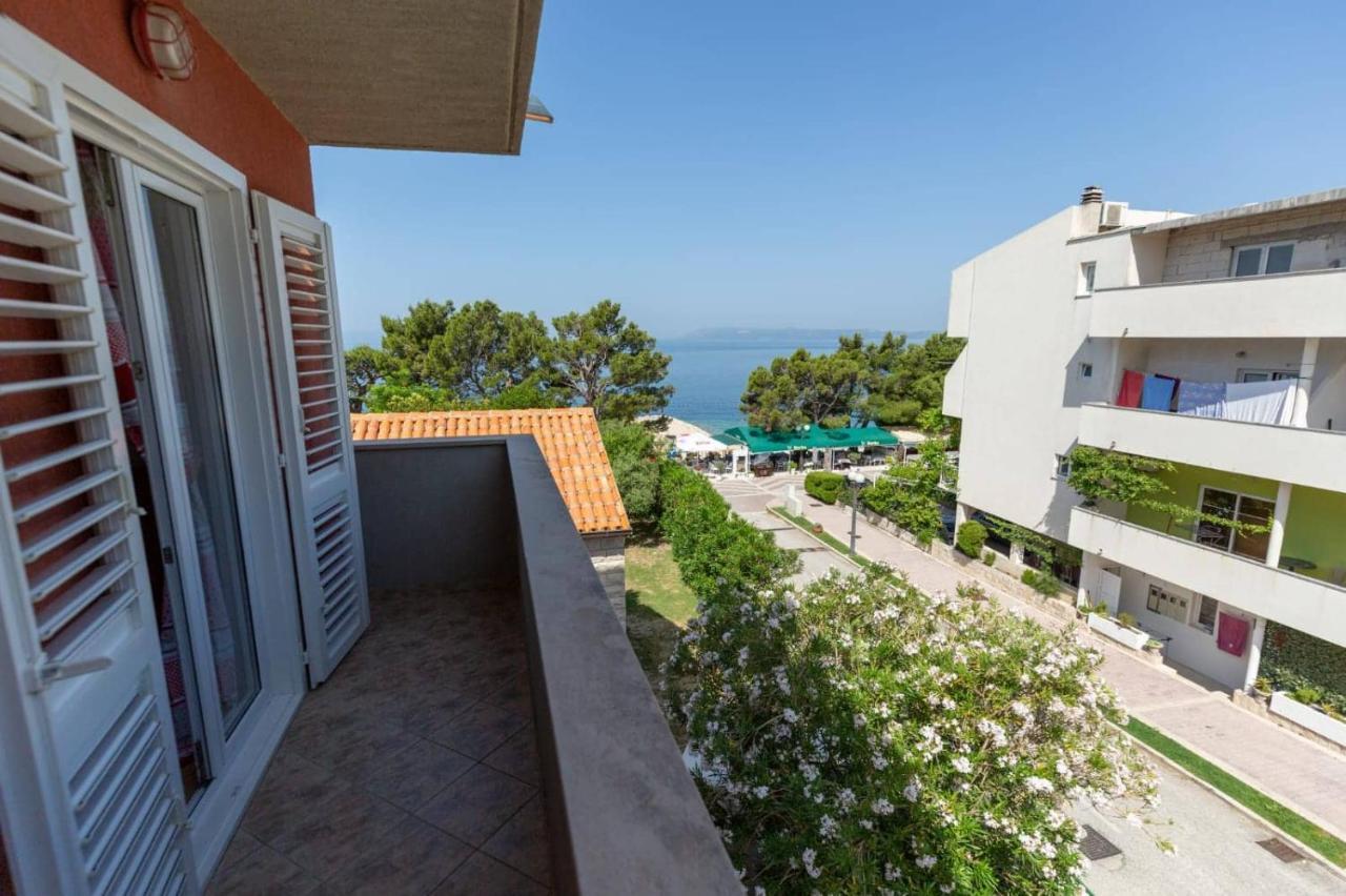 Apartments Elena Tučepi Extérieur photo